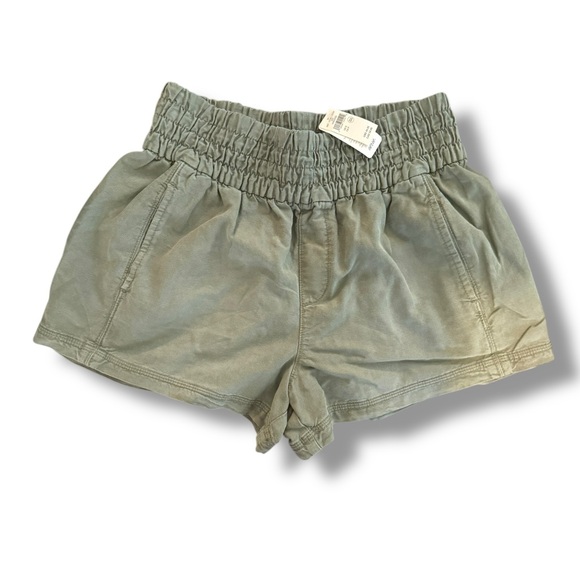 aerie Pants - High-Waist Olive Green Womens Shorts with Elastic Waist